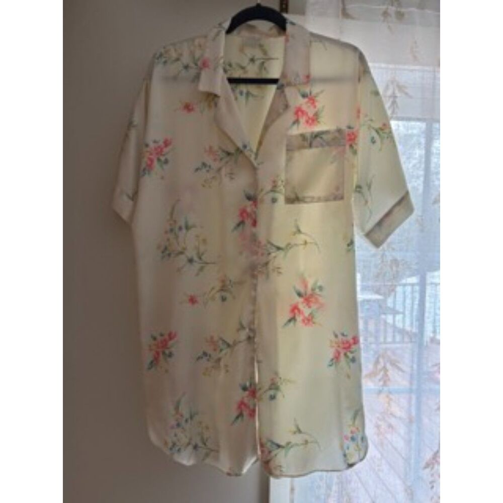 Go Softly Floral Satin Pajama Top Women’s Large Sleep Shirt Loungewear